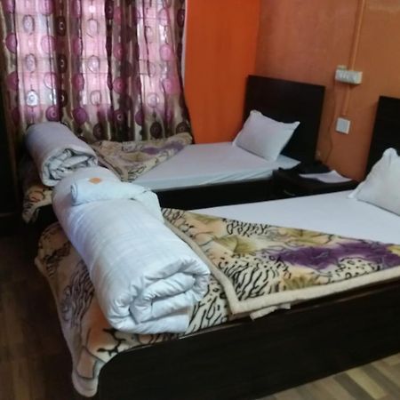 Vamoose Buddha Hotel טוואנג מראה חיצוני תמונה