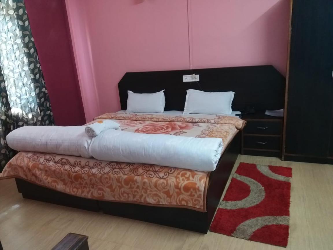 Vamoose Buddha Hotel טוואנג מראה חיצוני תמונה